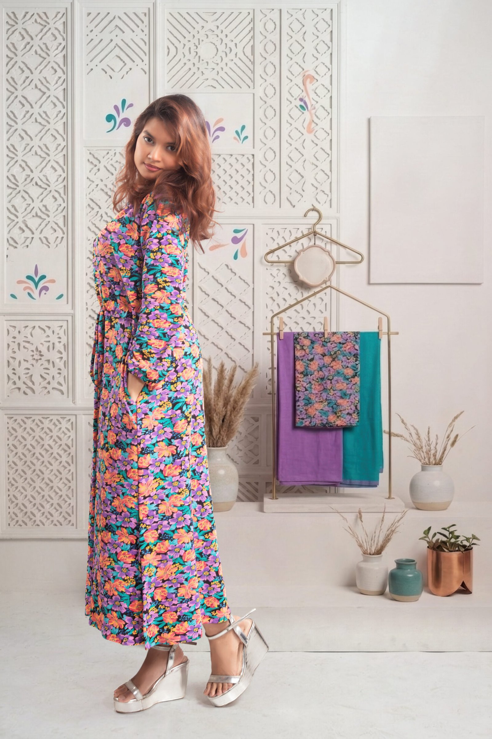 01_Dress_03 long-sleeved floral - Image 1