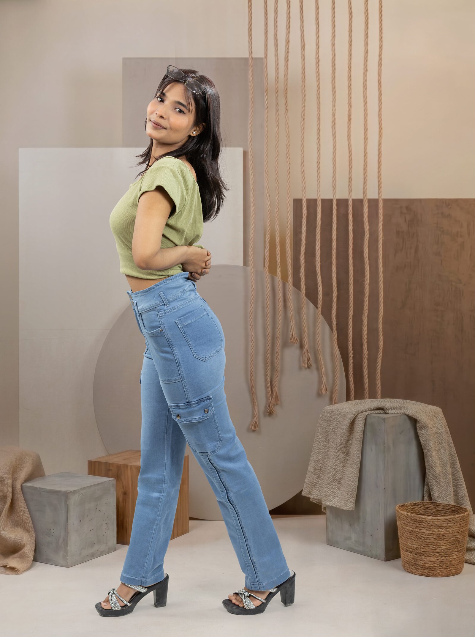 07_Dress_03 Mobile Jeans - Image 1