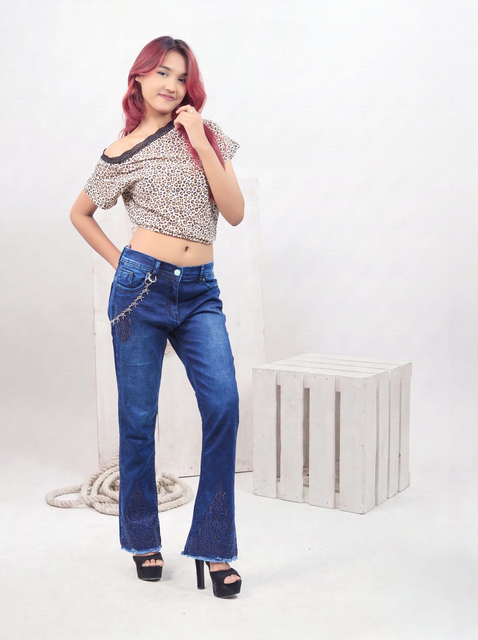 05_Premium_07 Boot Curt Jeans Women's - Image 1