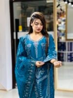 Exclisive three piece - Image 4